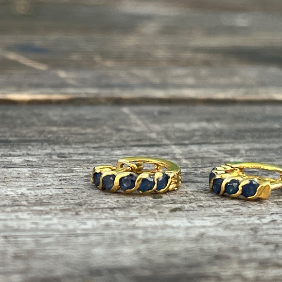 10k gold sapphire earrings natural blue hoop hoops huggies yellow minimalist 10k - Picture 6 of 16